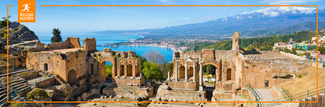 Italy landscape with ruins and water in the background 