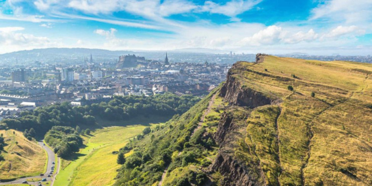 Scotland Arthur seat walking